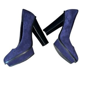 Kelsi Dagger Blue/Purple Suede Platform Block
Heel Pump Size 7.5